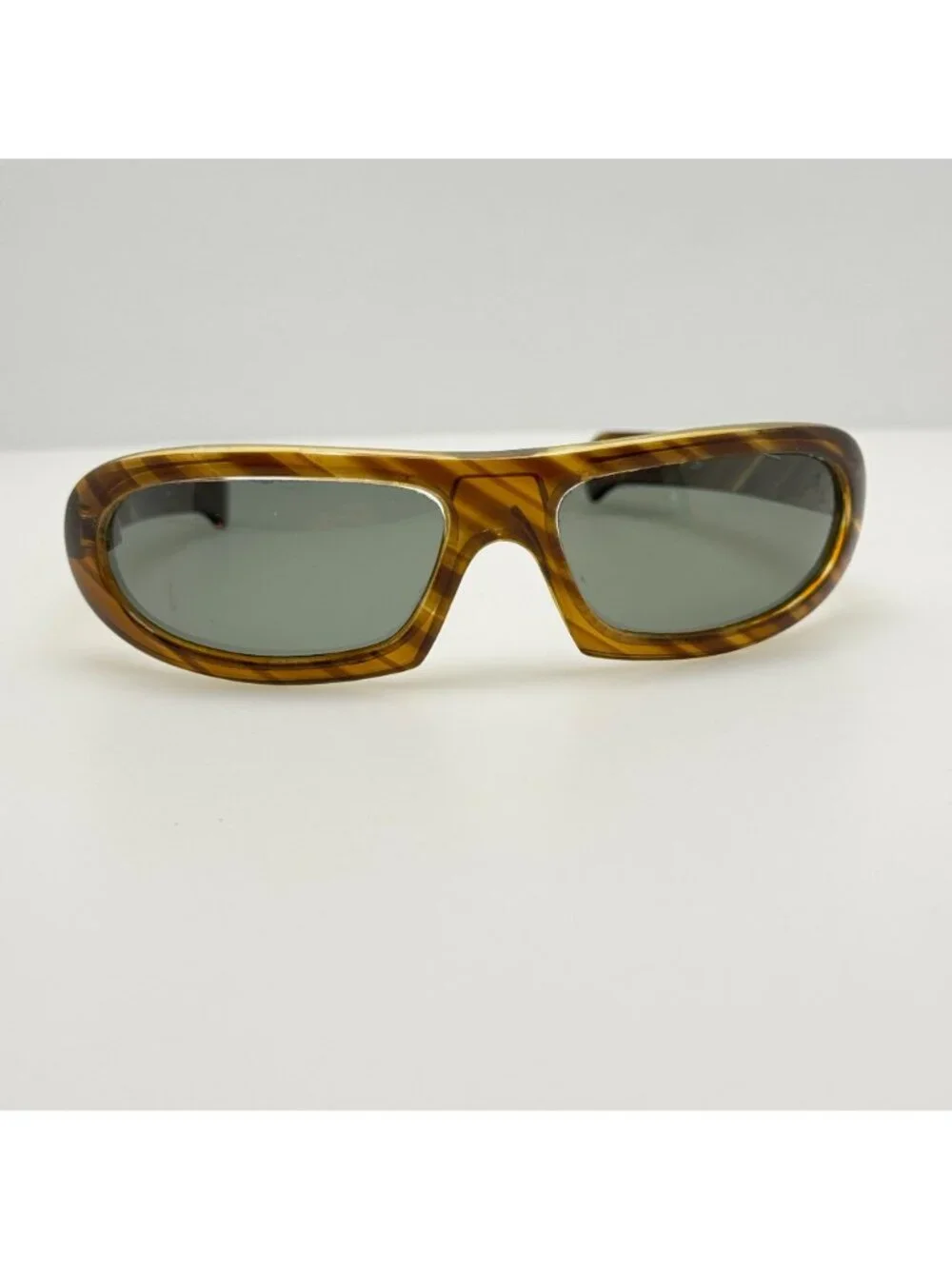 Polaroid Sunglasses Cool Ray 220 Social Eyes